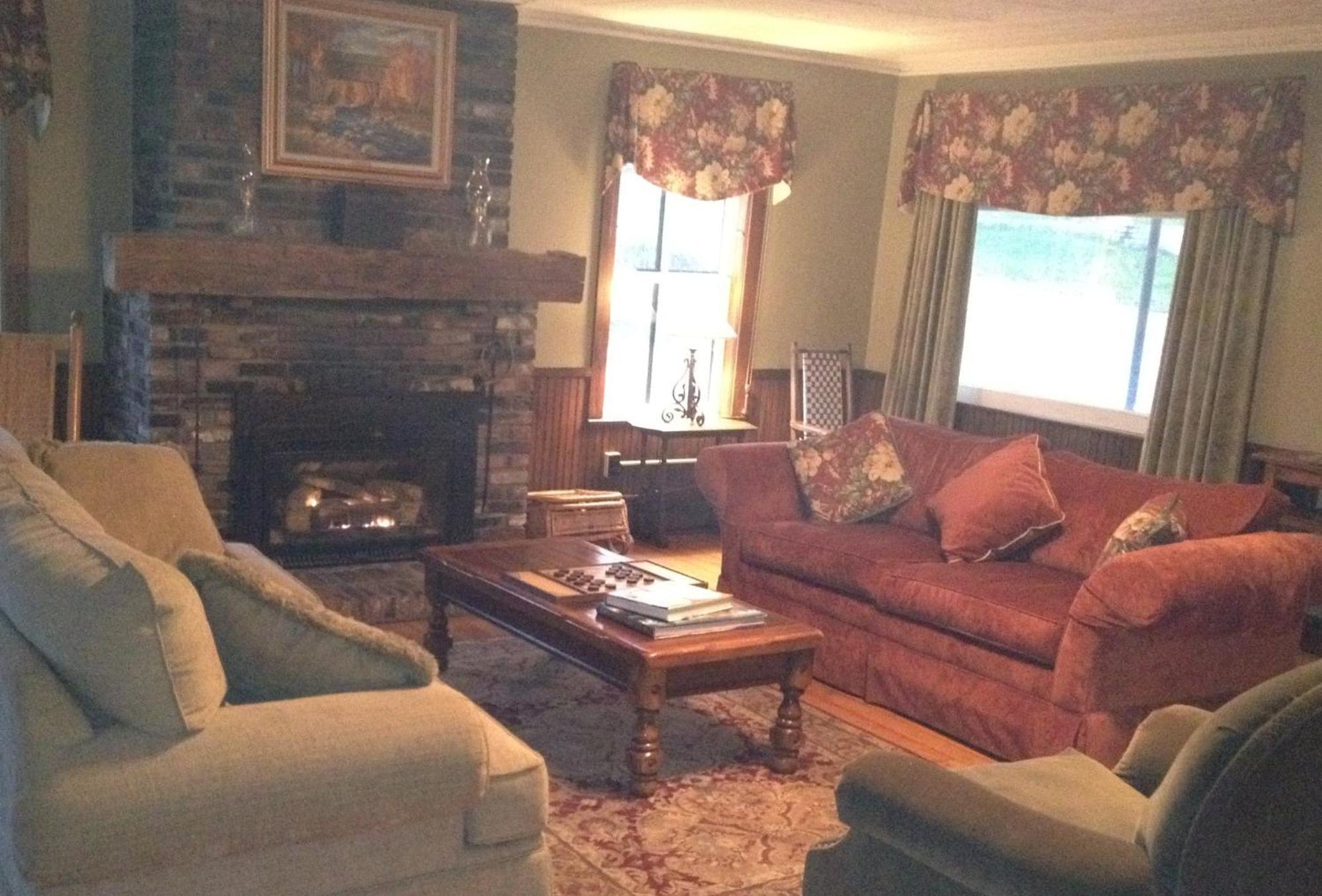 Smugglers Notch Inn Jeffersonville Ngoại thất bức ảnh